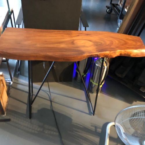 台灣相思木一片板+實心桌腳